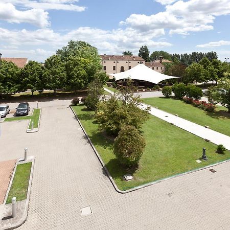Una Hotels Occhiobello Luaran gambar