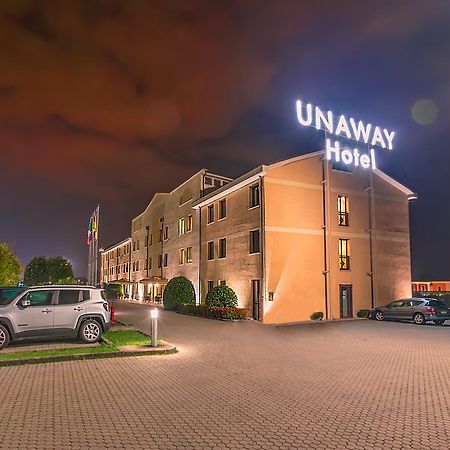 Una Hotels Occhiobello Luaran gambar