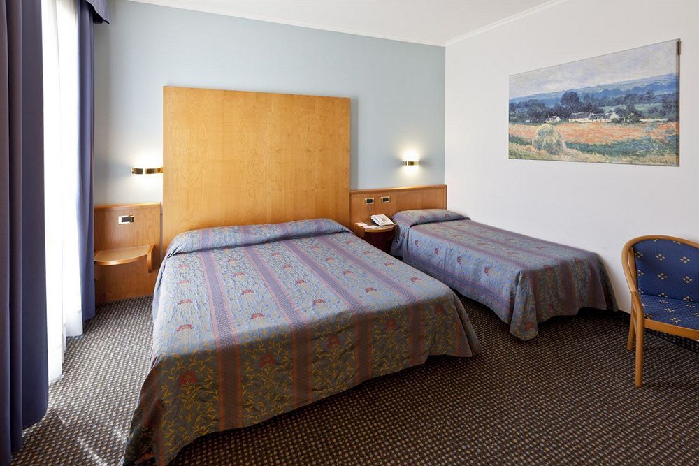Una Hotels Occhiobello Luaran gambar