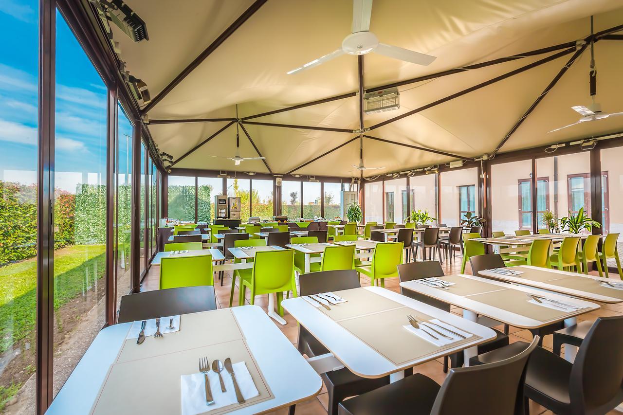 Una Hotels Occhiobello Luaran gambar