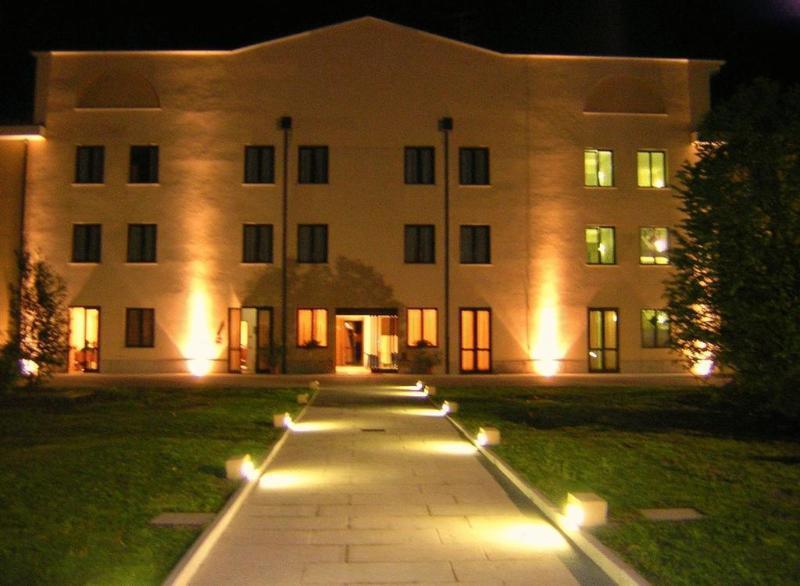 Una Hotels Occhiobello Luaran gambar