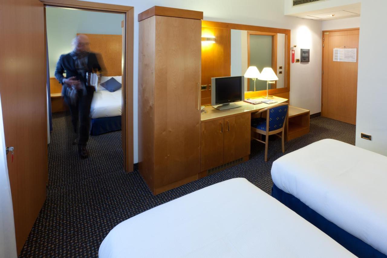 Una Hotels Occhiobello Luaran gambar