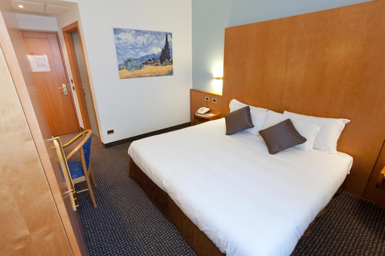 Una Hotels Occhiobello Luaran gambar